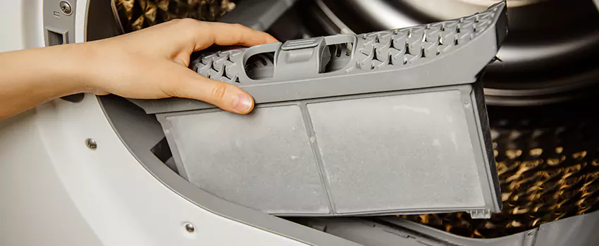 Signs Of A Clogged Dryer Lint Trap in Inglewood-Finn Hill, Washington